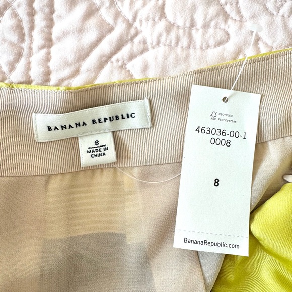 Banana Republic Resort Midi Pleated Skirt Resort Wear - Picture 9 of 9